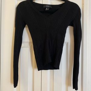 Long sleeve black v neck